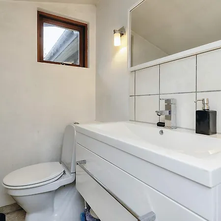 6 Person In Bogense-by Traum *