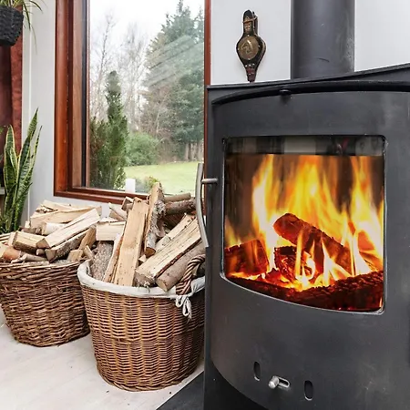 6 Person In Bogense-by Traum